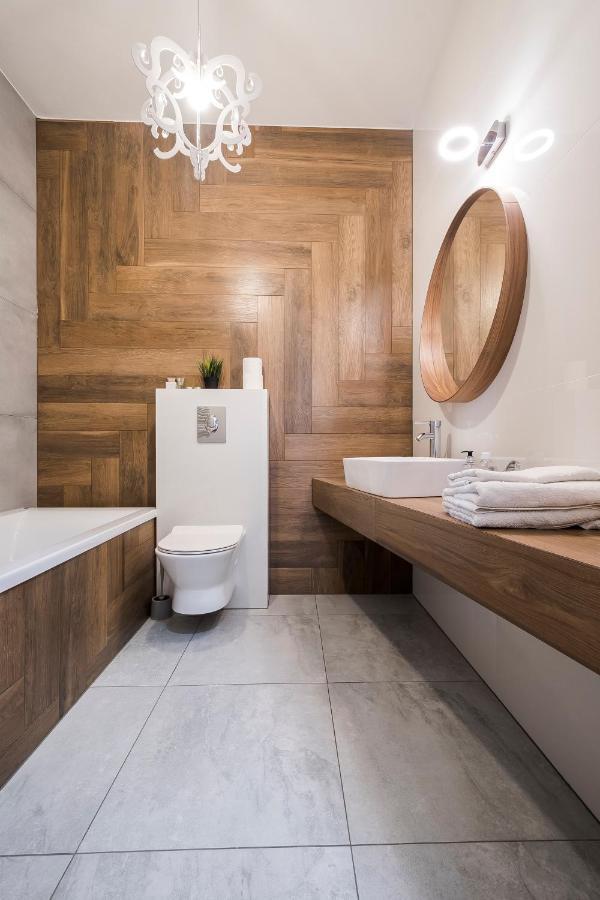 Apartament Z Ogrodkiem I Garazem Познань Екстер'єр фото